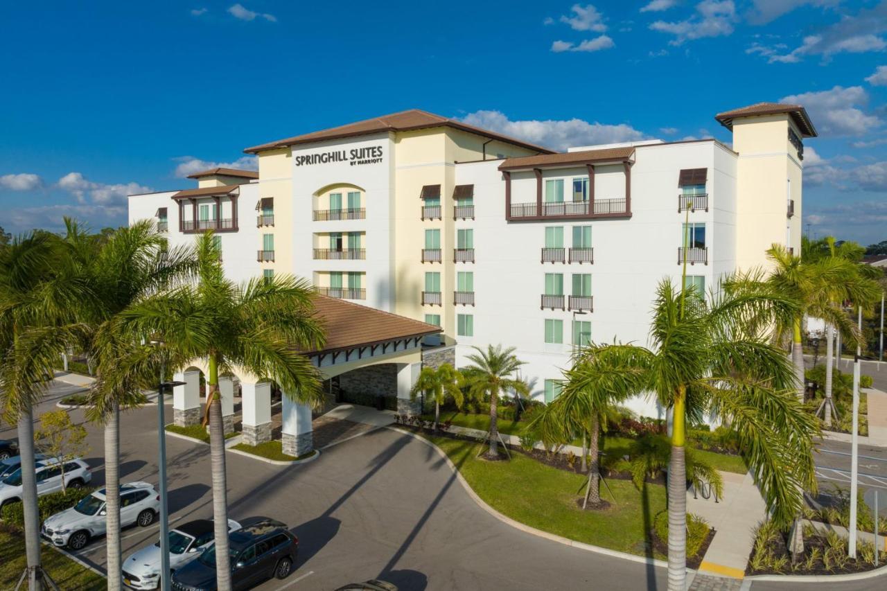 Springhill Suites By Marriott Fort Myers Эстеро Экстерьер фото