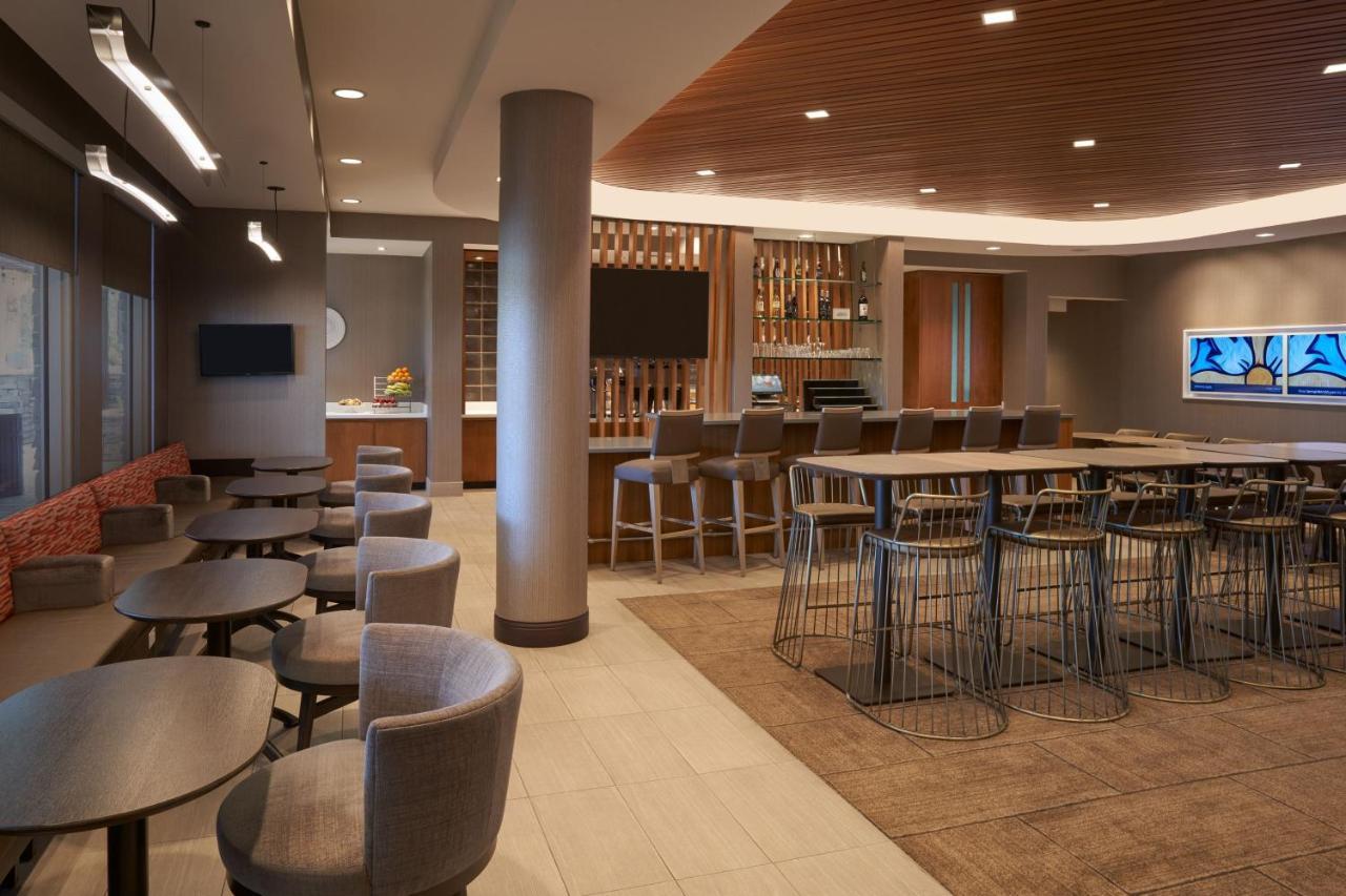 Springhill Suites By Marriott Fort Myers Эстеро Экстерьер фото