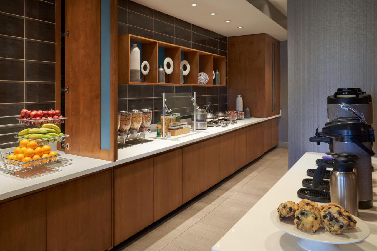 Springhill Suites By Marriott Fort Myers Эстеро Экстерьер фото