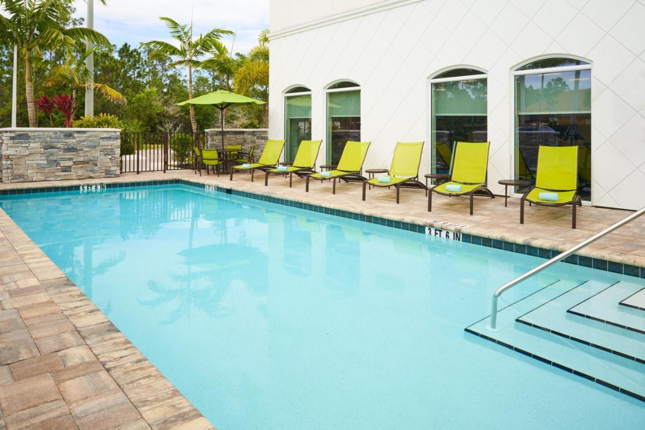 Springhill Suites By Marriott Fort Myers Эстеро Экстерьер фото